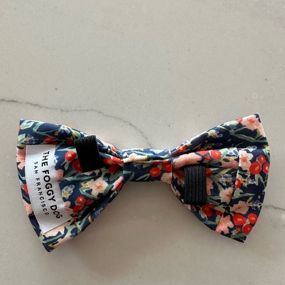 NWTs Foggy Dog Inky Blooms Dog Bow Tie - Large - Picture 7 of 12
